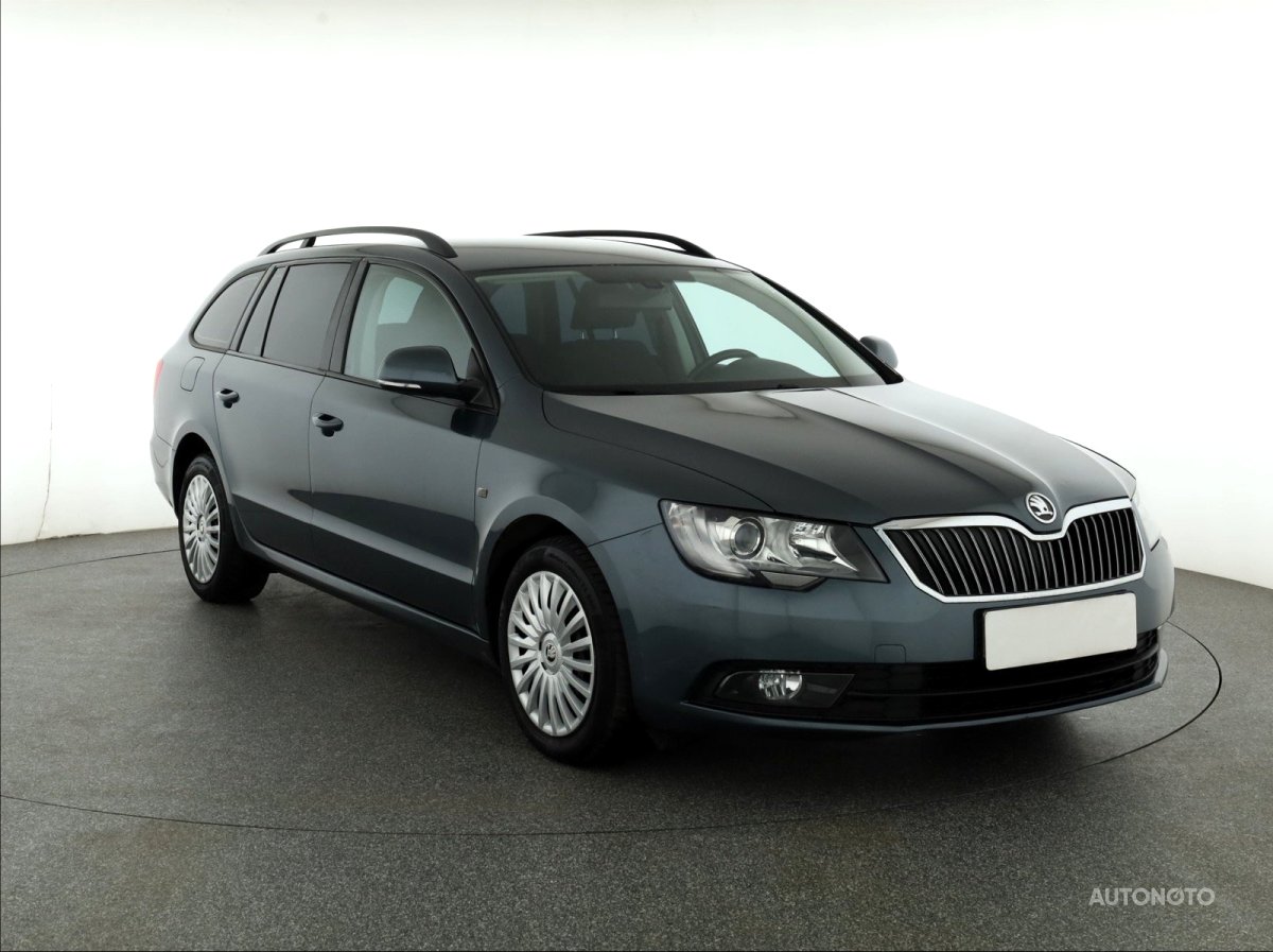 Škoda Superb, 2014 - celkový pohled