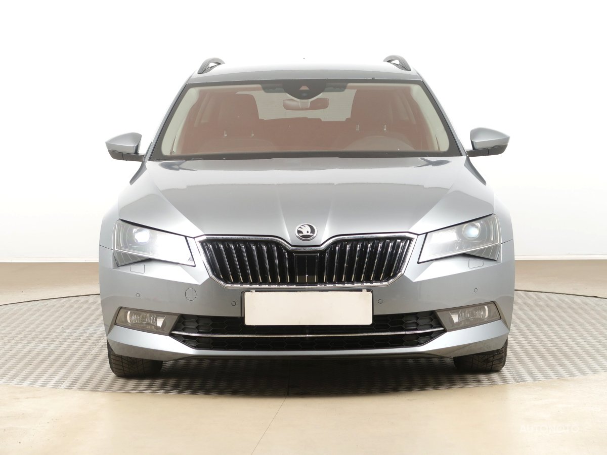 Škoda Superb, 2018 - pohled č. 2