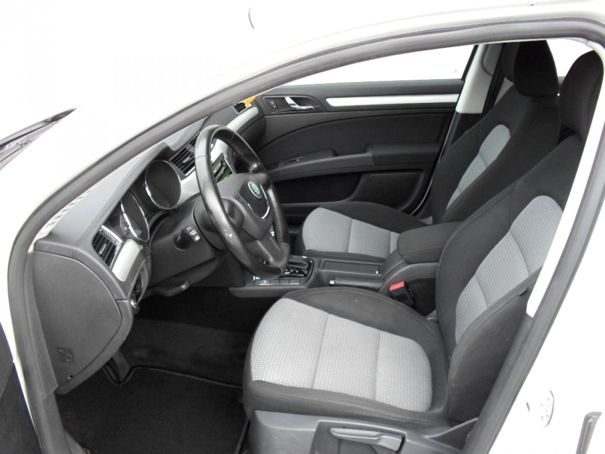 Škoda Superb, 2010 - pohled č. 10