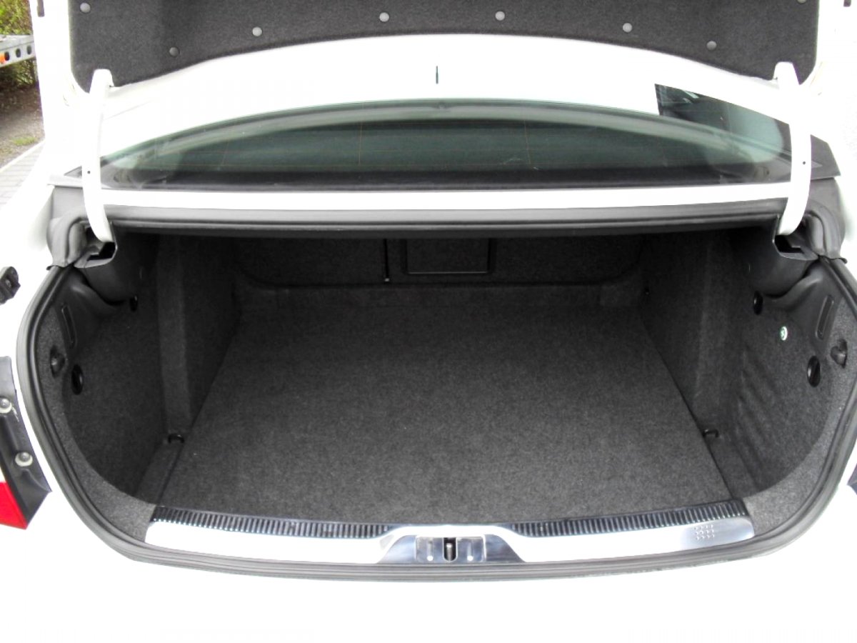 Škoda Superb, 2010 - pohled č. 13