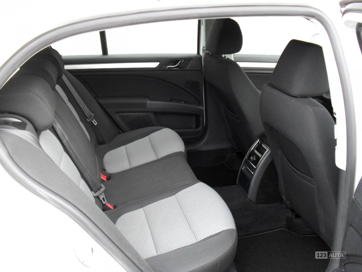 Škoda Superb, 2010 - pohled č. 15