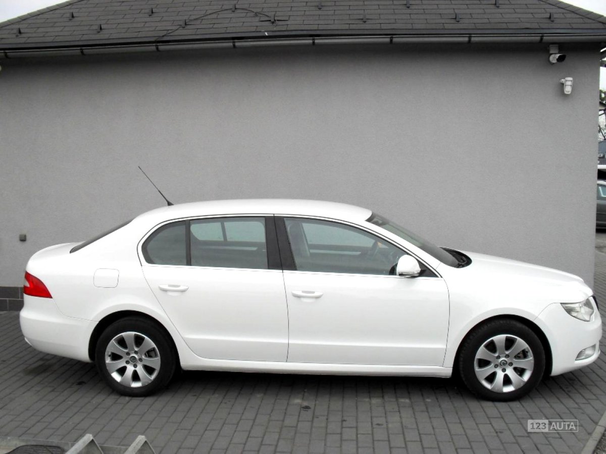 Škoda Superb, 2010 - pohled č. 6