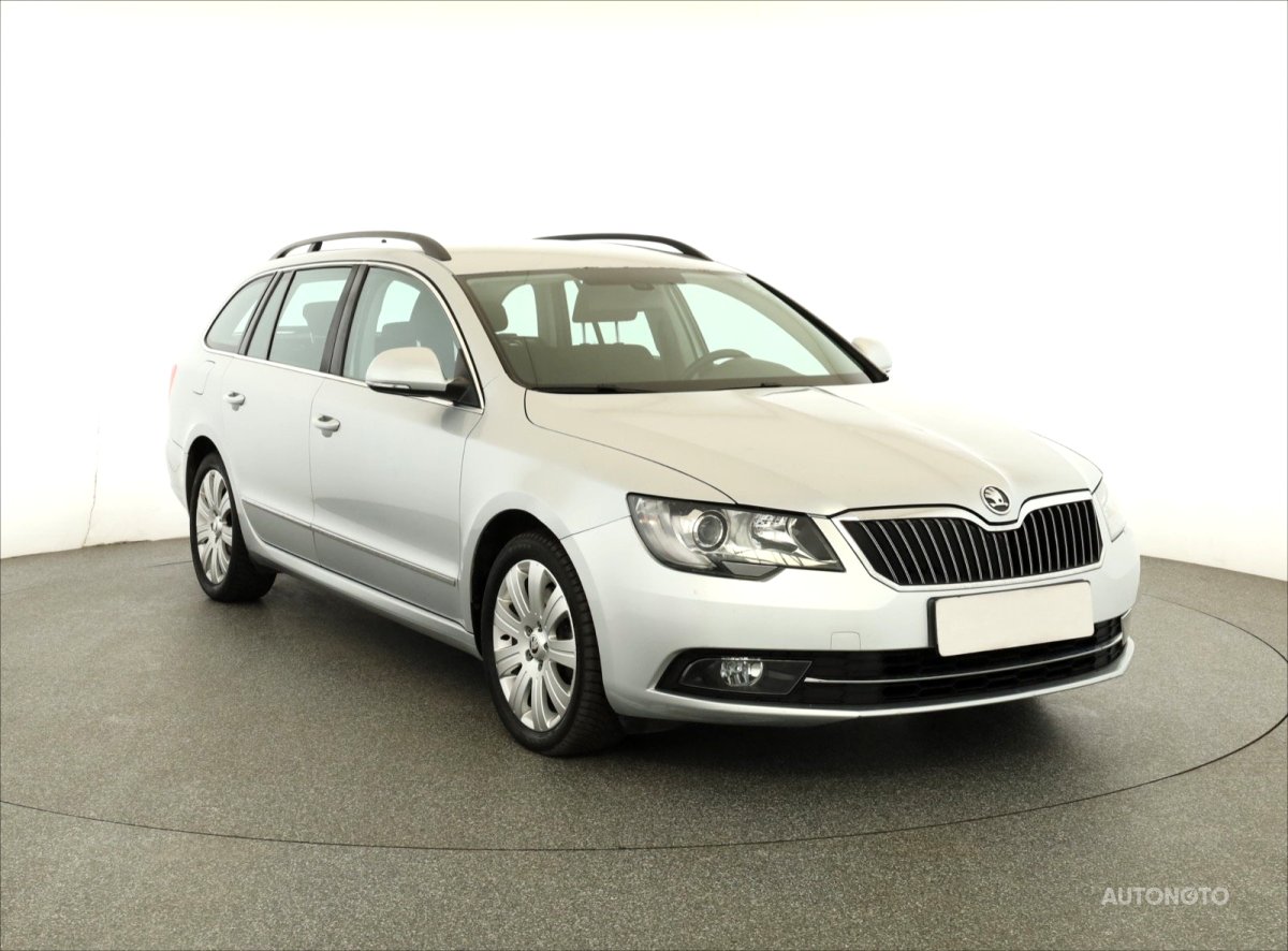 Škoda Superb, 2013 - pohled č. 1