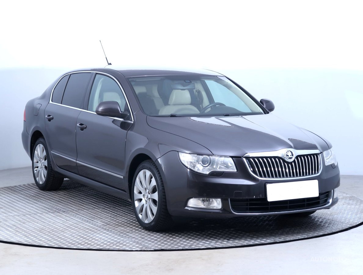Škoda Superb, 2009 - celkový pohled