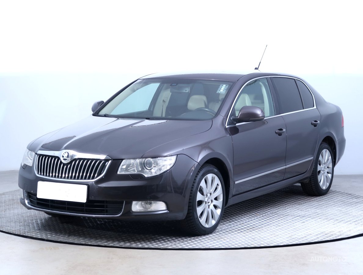 Škoda Superb, 2009 - pohled č. 3