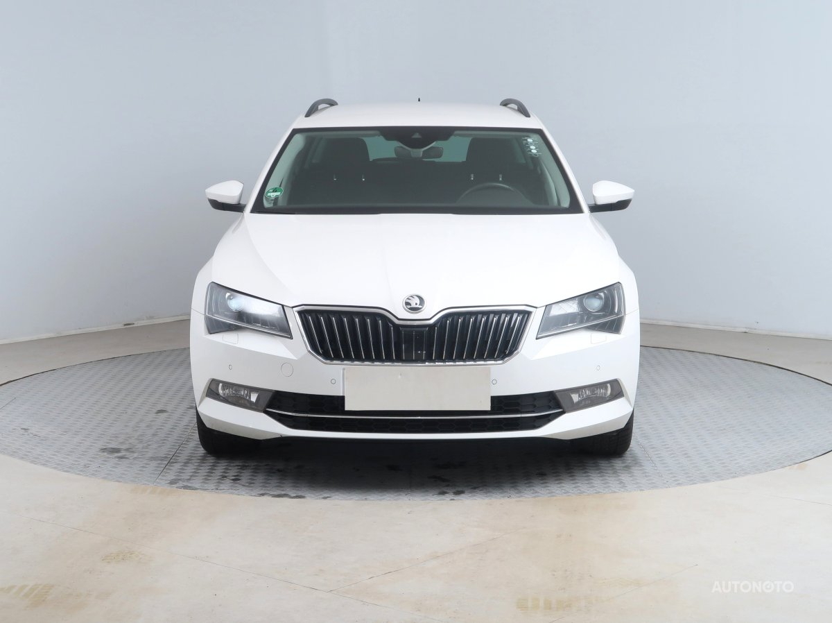 Škoda Superb, 2019 - pohled č. 2