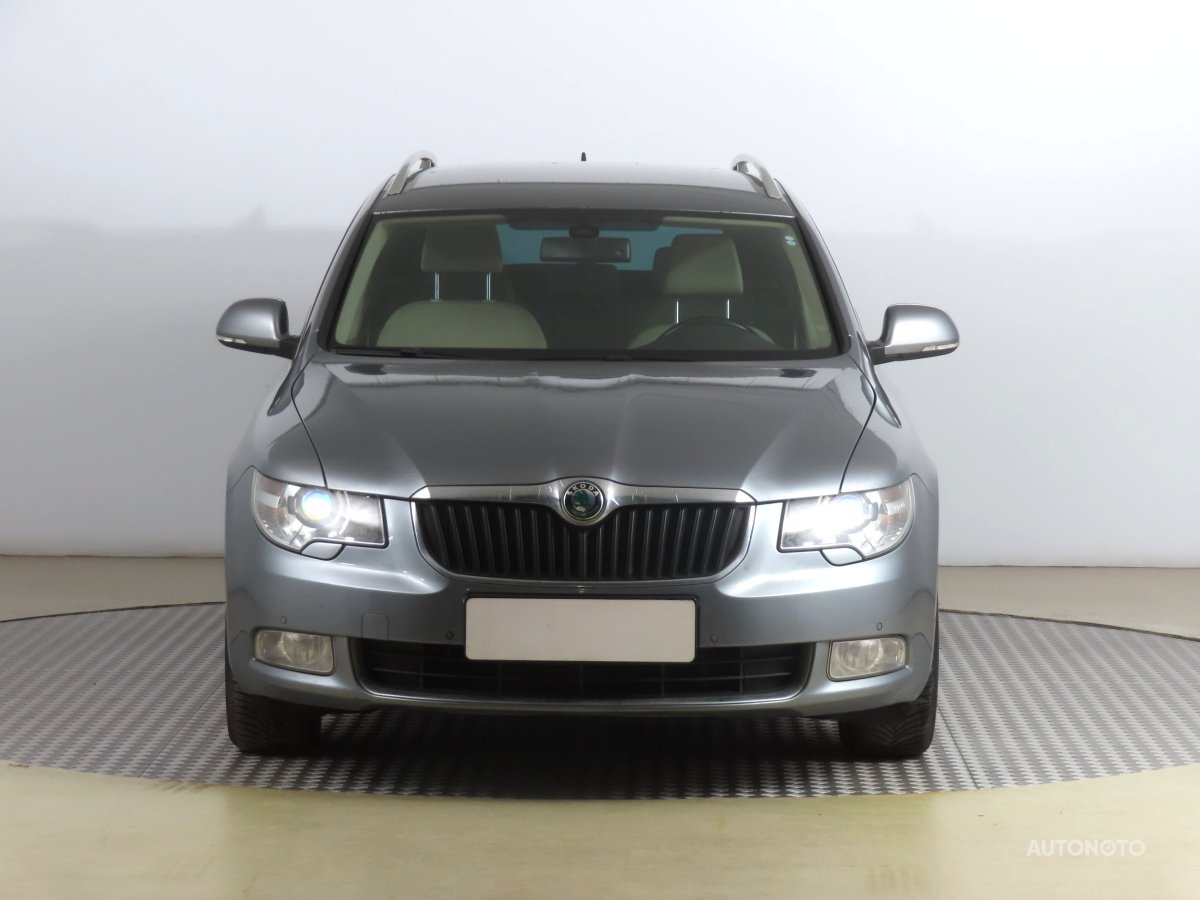 Škoda Superb, 2011 - pohled č. 2