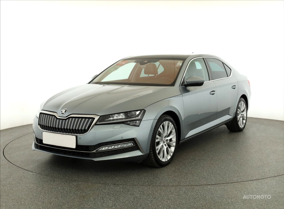 Škoda Superb, 2019 - pohled č. 3