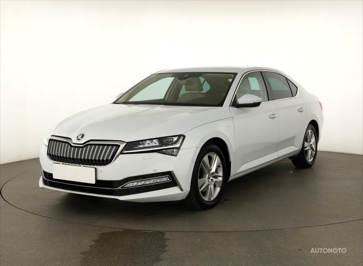 Škoda Superb, 2020 - pohled č. 3