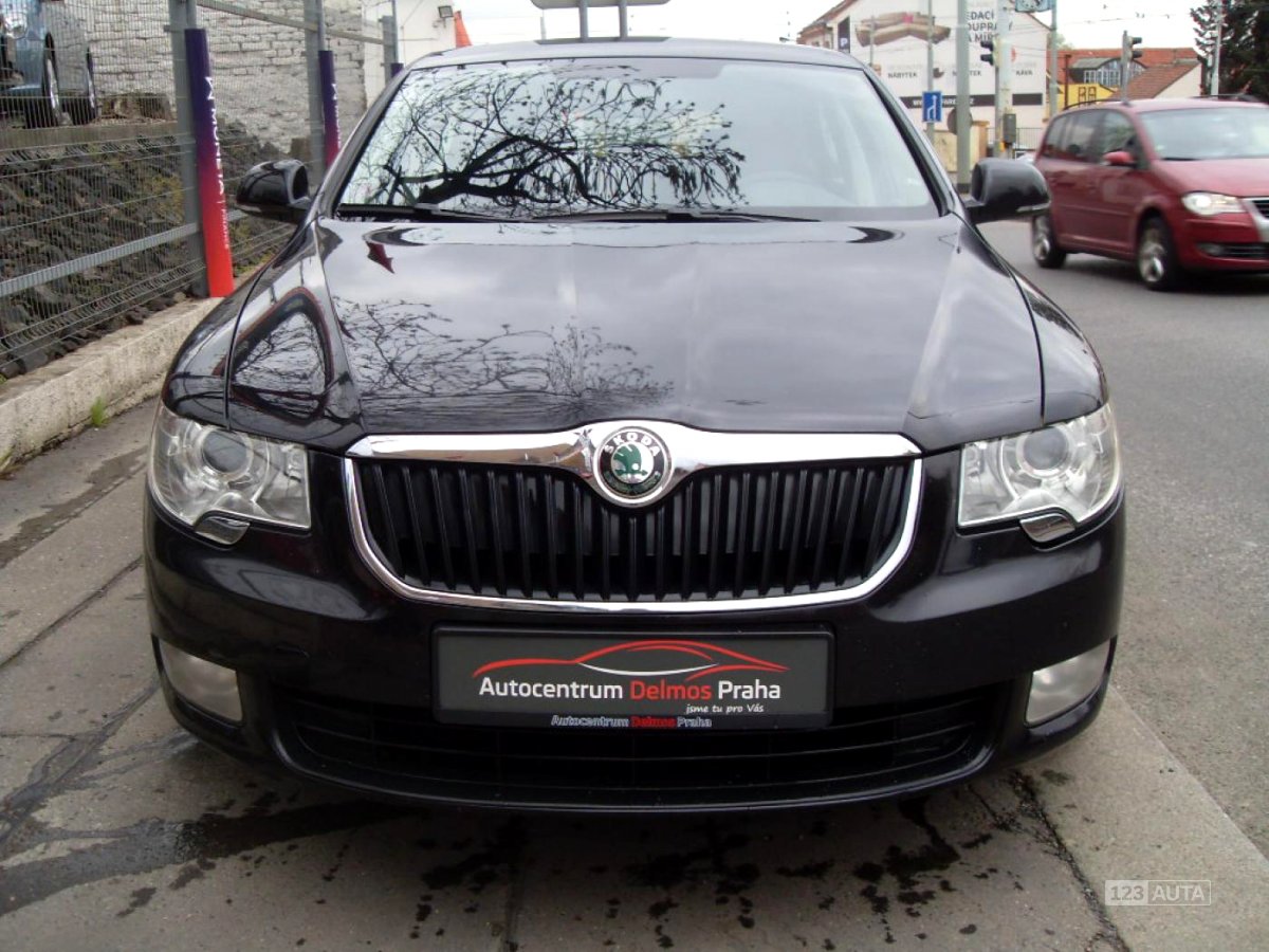 Škoda Superb, 2011 - pohled č. 2