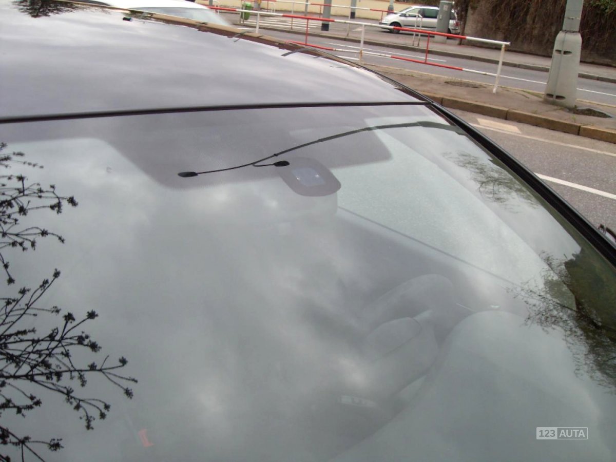 Škoda Superb, 2011 - pohled č. 8