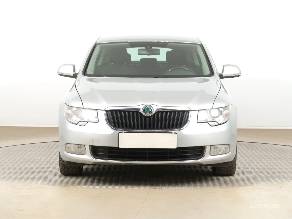Škoda Superb, 2011 - pohled č. 2