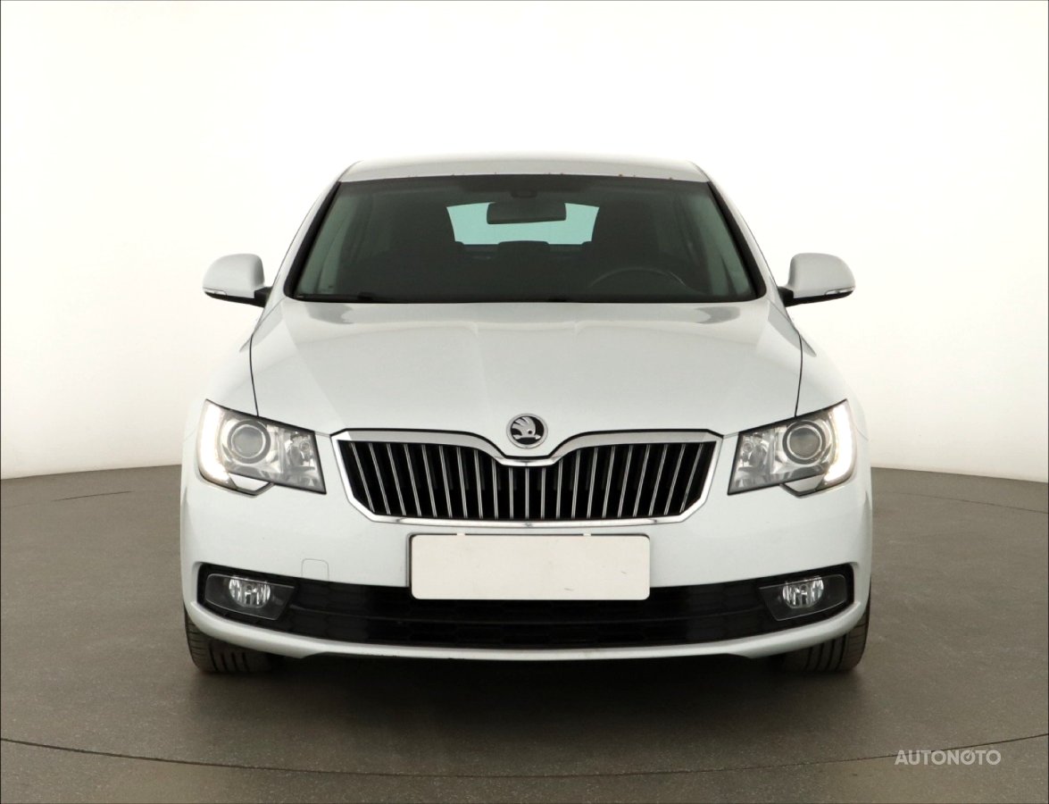 Škoda Superb, 2015 - pohled č. 2