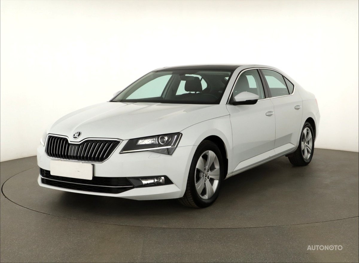 Škoda Superb, 2015 - pohled č. 3