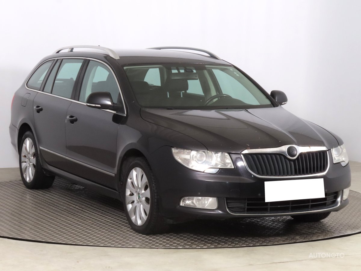 Škoda Superb, 2011 - celkový pohled