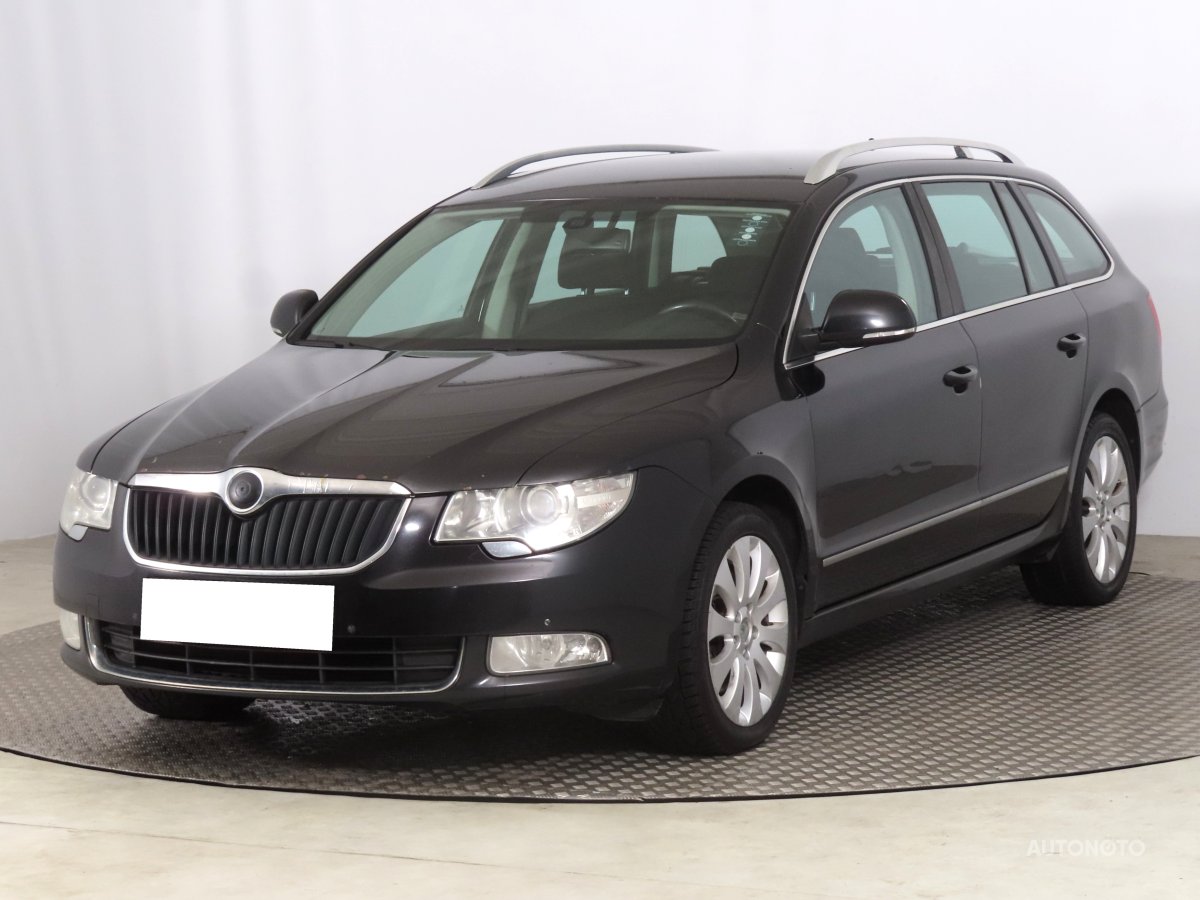 Škoda Superb, 2011 - pohled č. 3