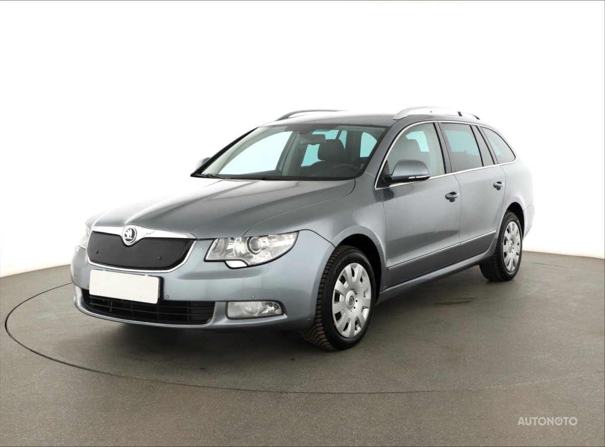 Škoda Superb, 2010 - pohled č. 3