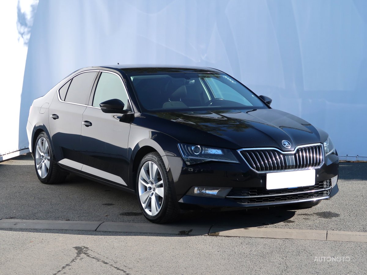 Škoda Superb, 2017 - celkový pohled