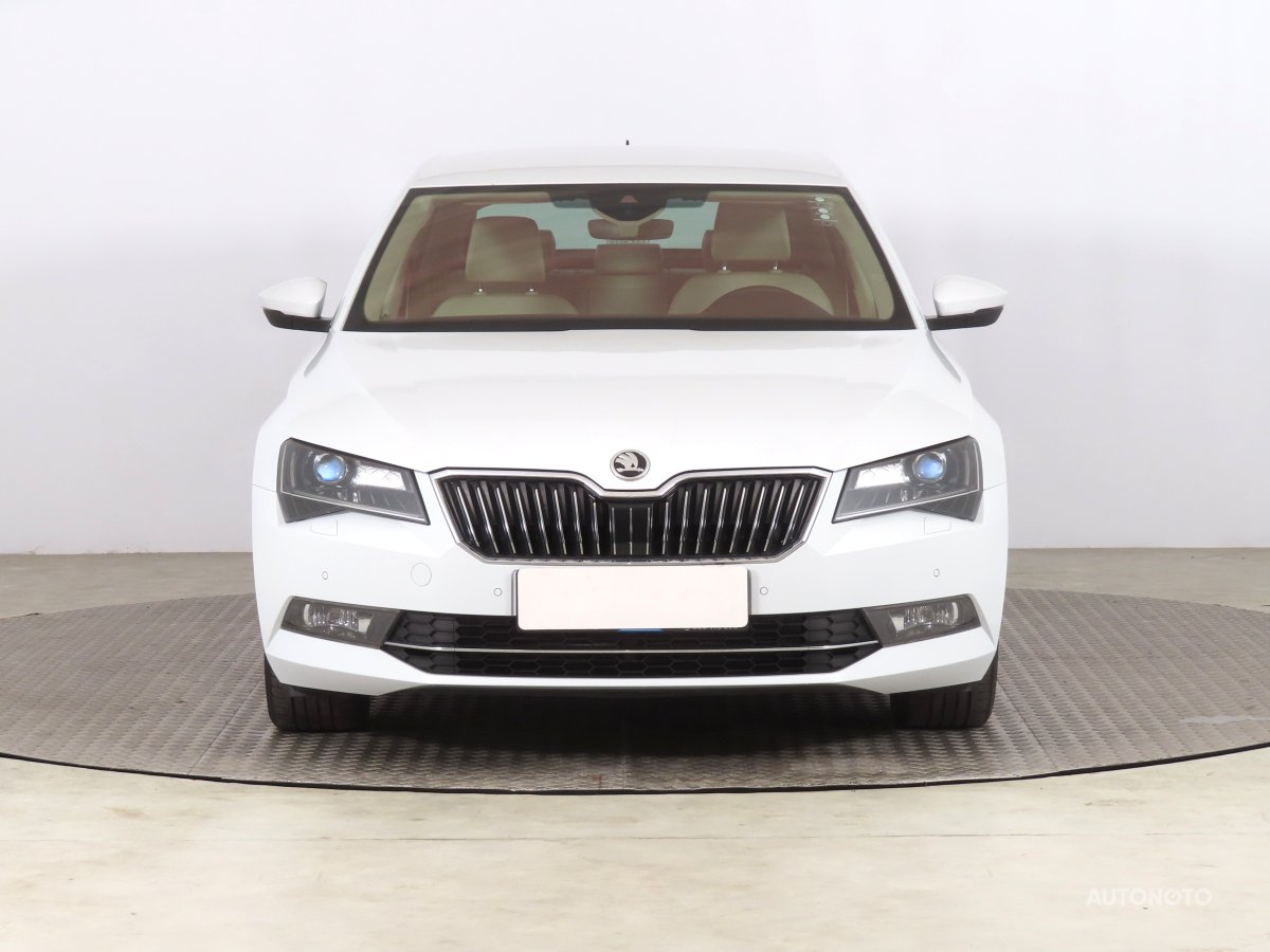 Škoda Superb, 2016 - pohled č. 2