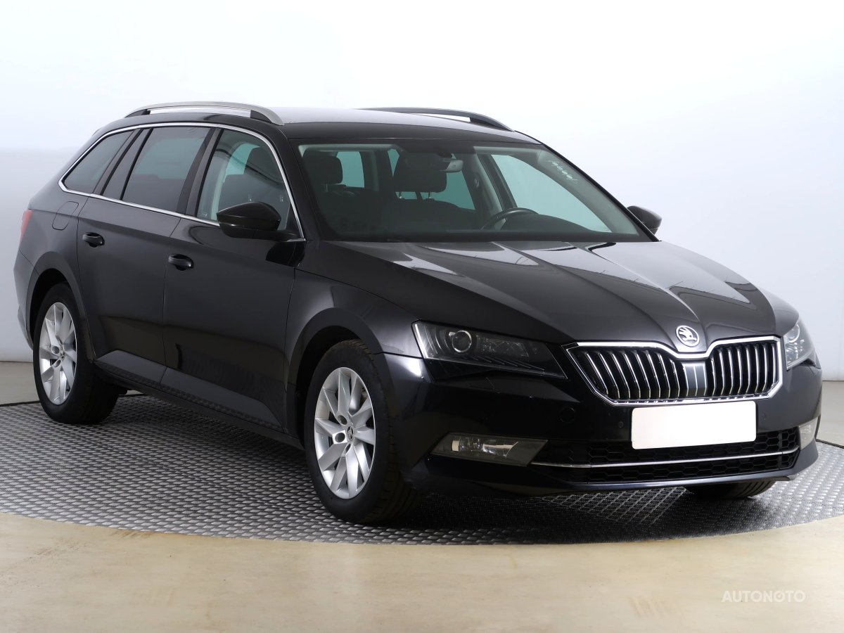 Škoda Superb, 2017 - celkový pohled