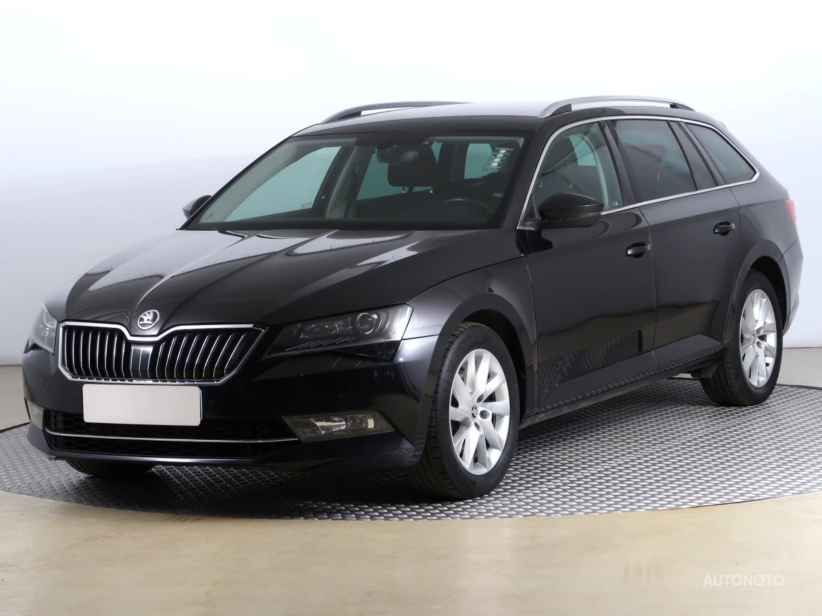 Škoda Superb, 2017 - pohled č. 3
