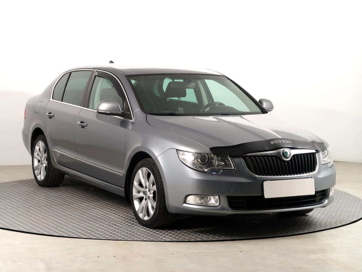 Škoda Superb, 2009 - celkový pohled