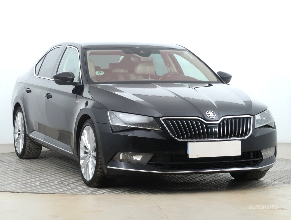 Škoda Superb, 2018 - celkový pohled