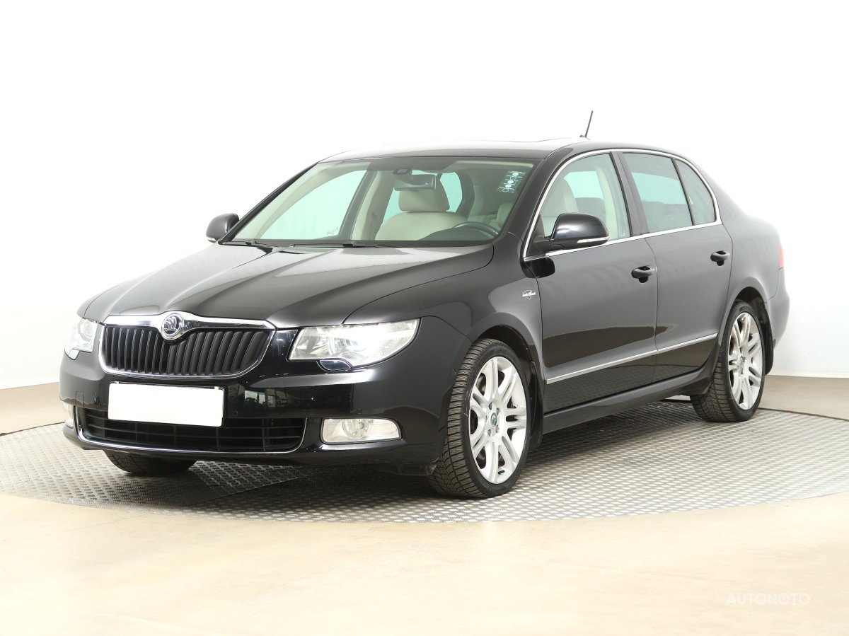 Škoda Superb, 2009 - pohled č. 3