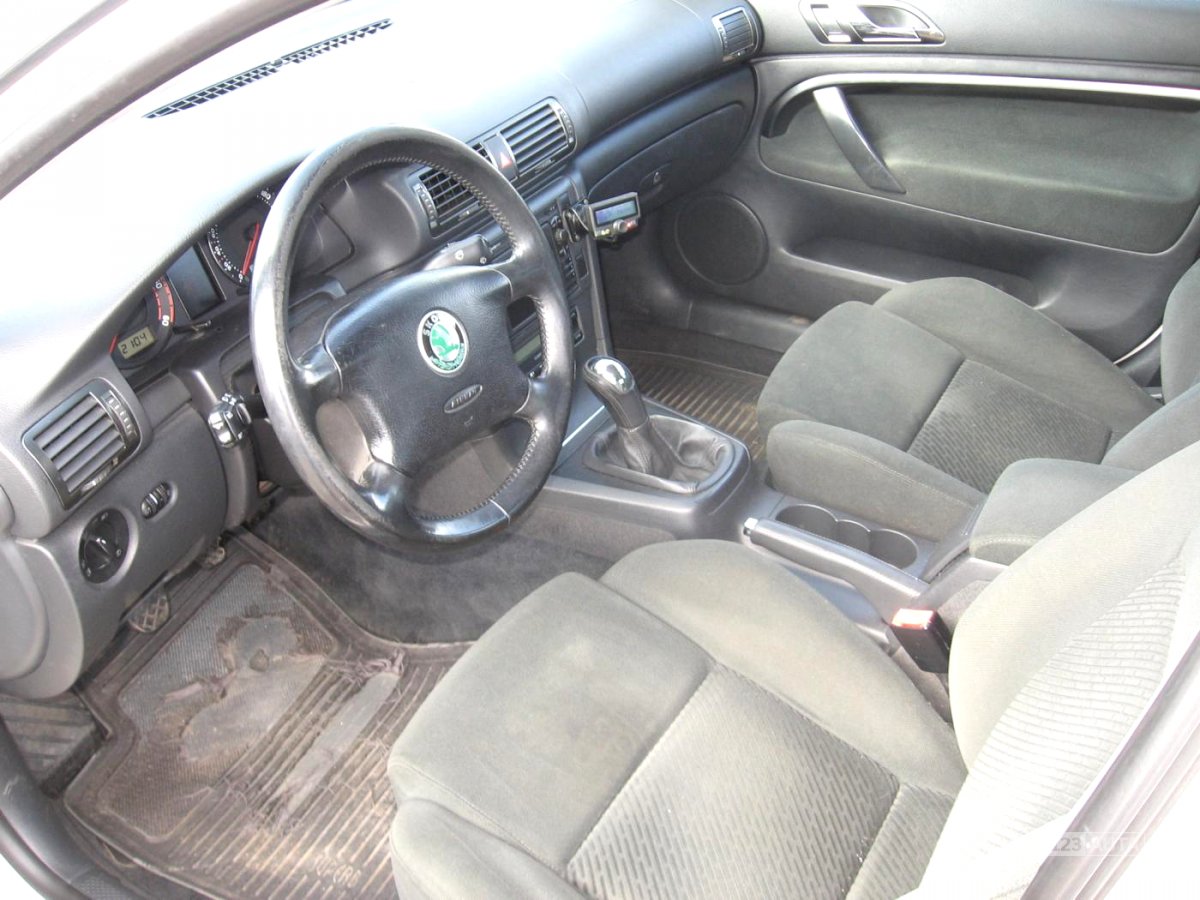 Škoda Superb, 2003 - pohled č. 9