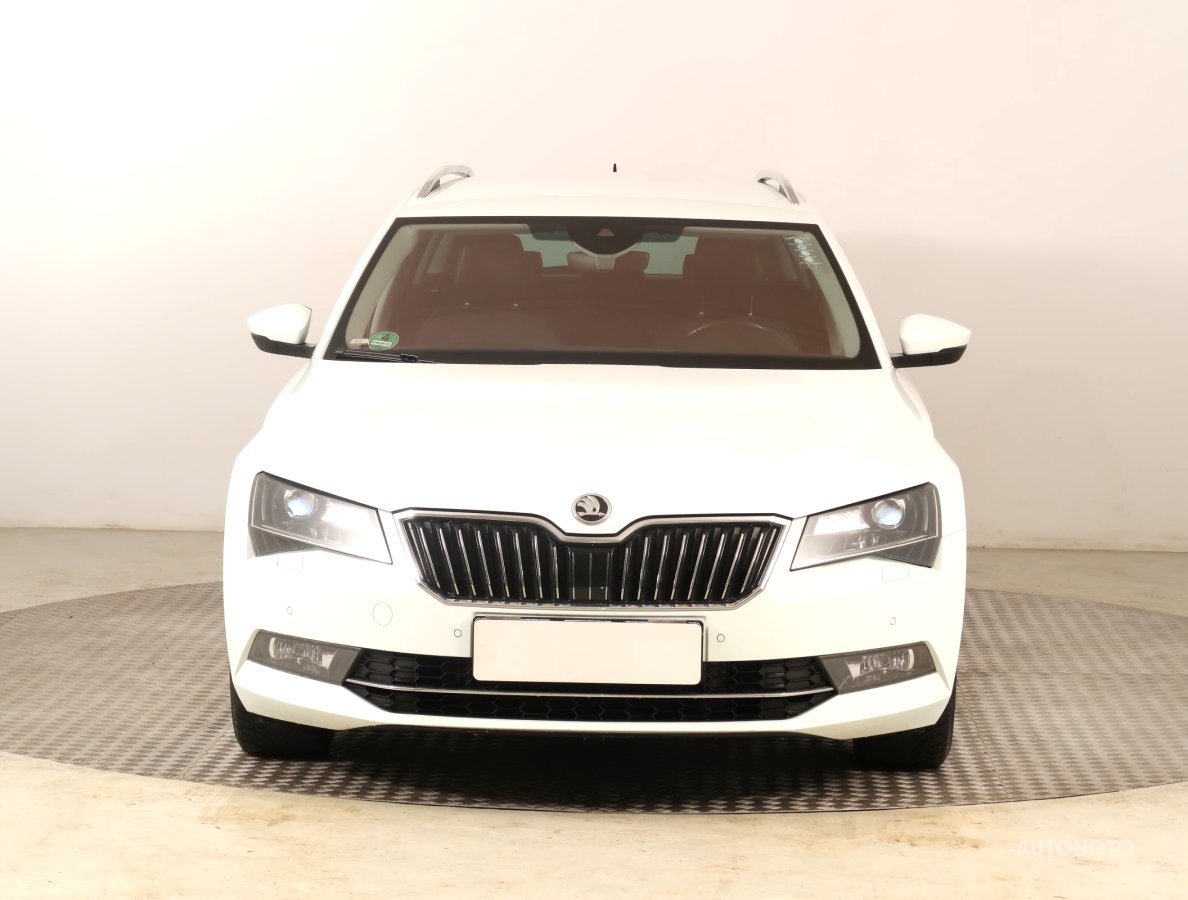 Škoda Superb, 2017 - pohled č. 2