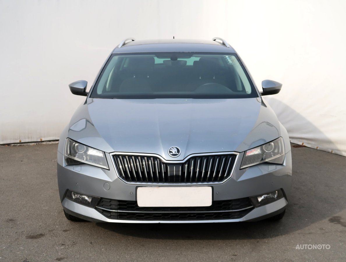 Škoda Superb, 2017 - pohled č. 2