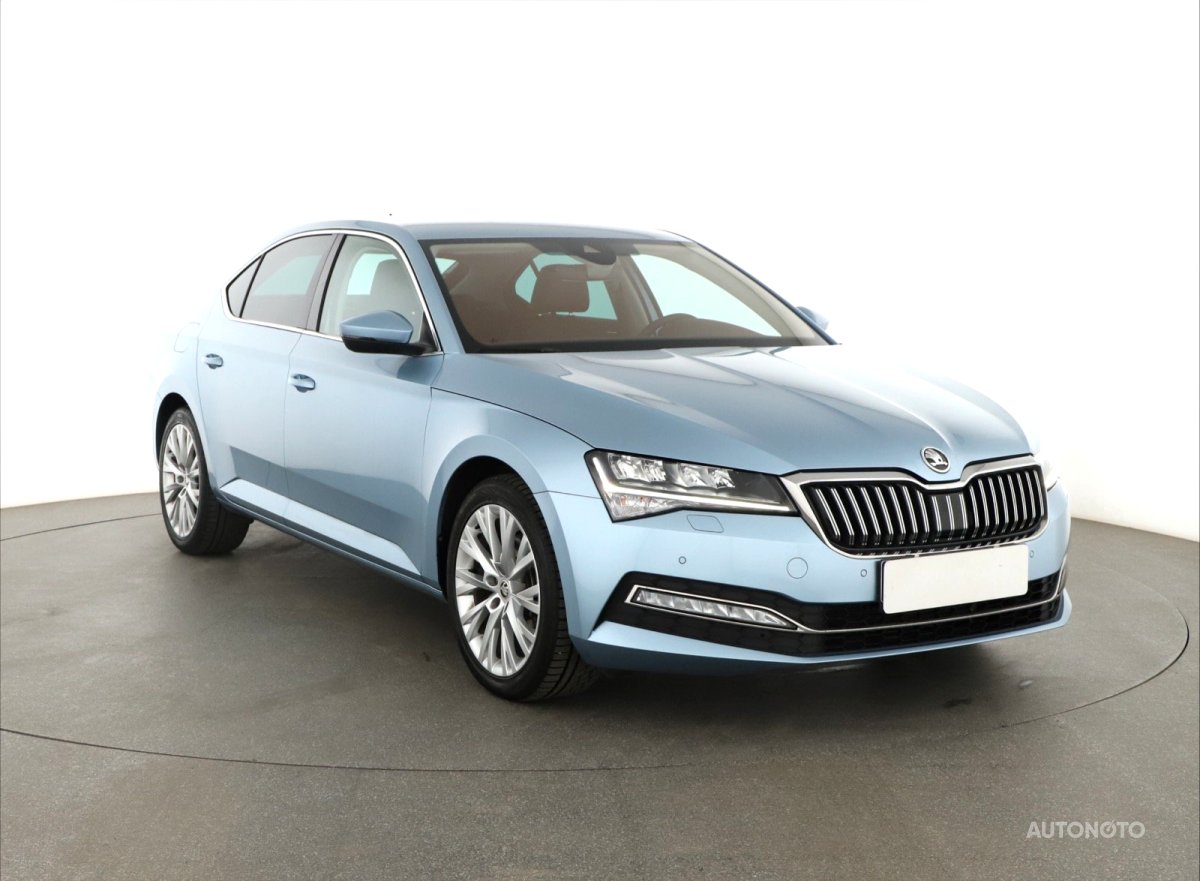 Škoda Superb, 2022 - celkový pohled
