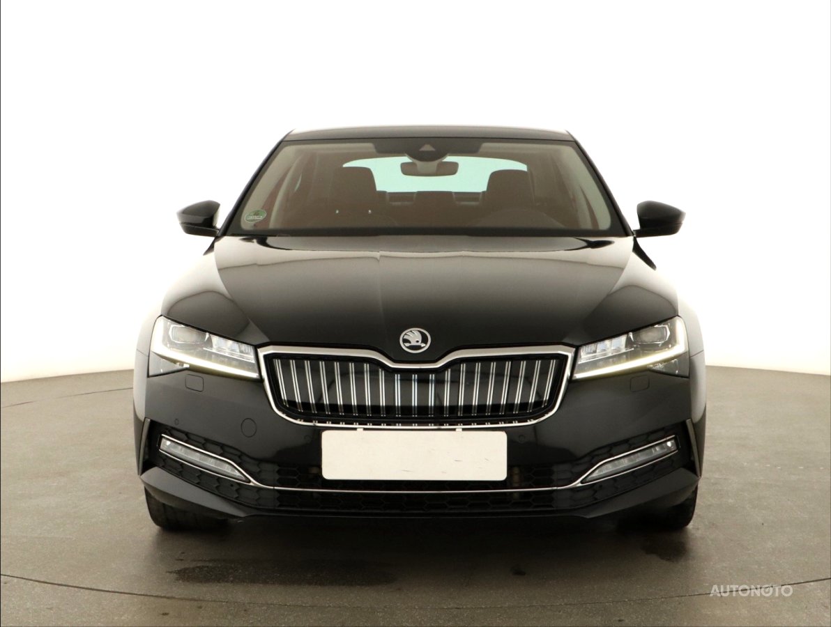 Škoda Superb, 2021 - pohled č. 2