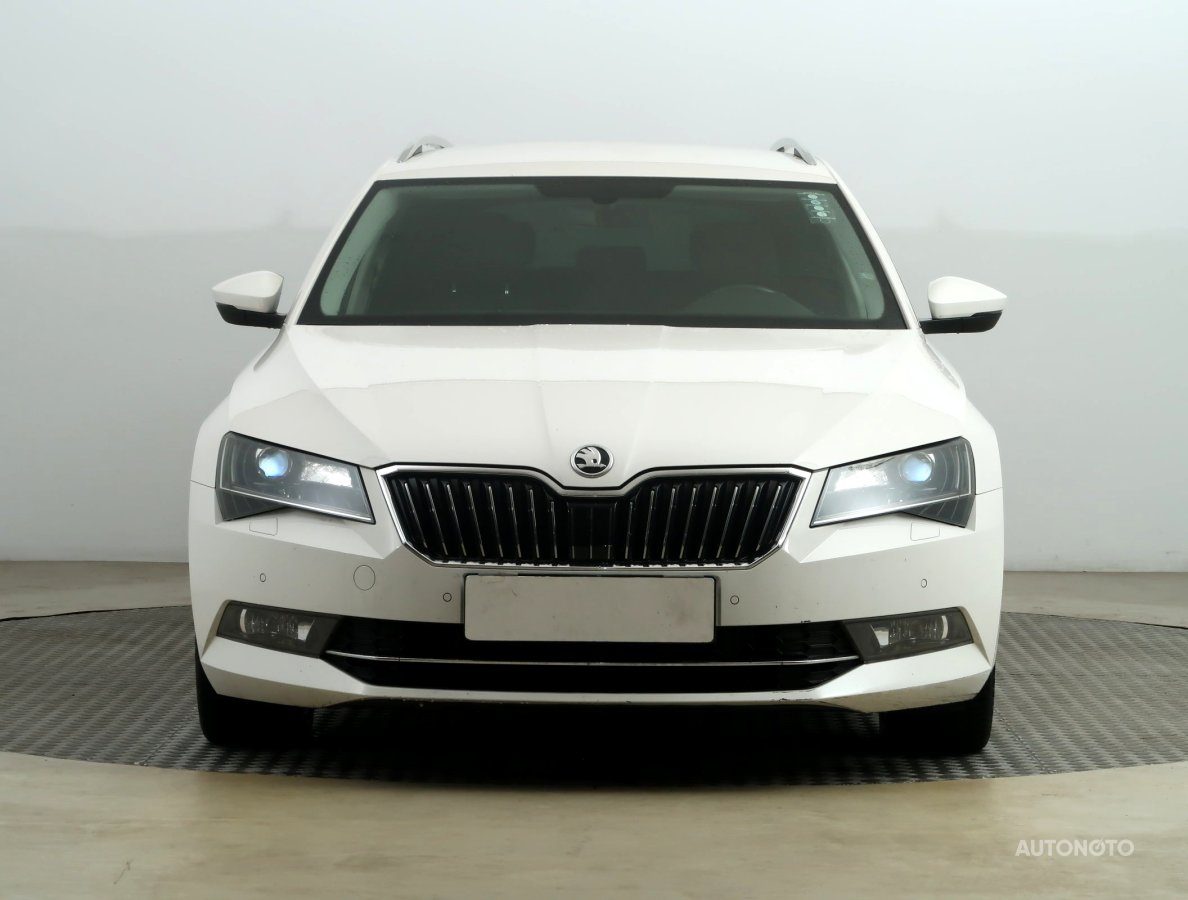 Škoda Superb, 2019 - pohled č. 2