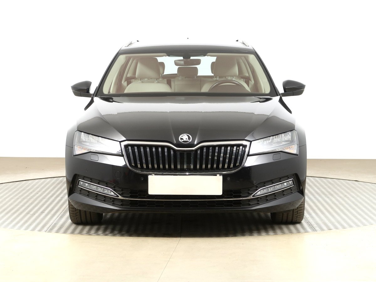 Škoda Superb, 2020 - pohled č. 2