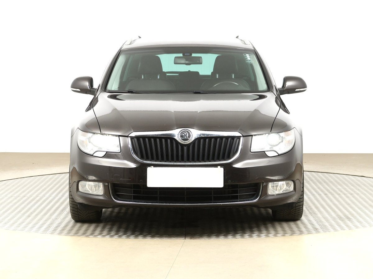 Škoda Superb, 2013 - pohled č. 2