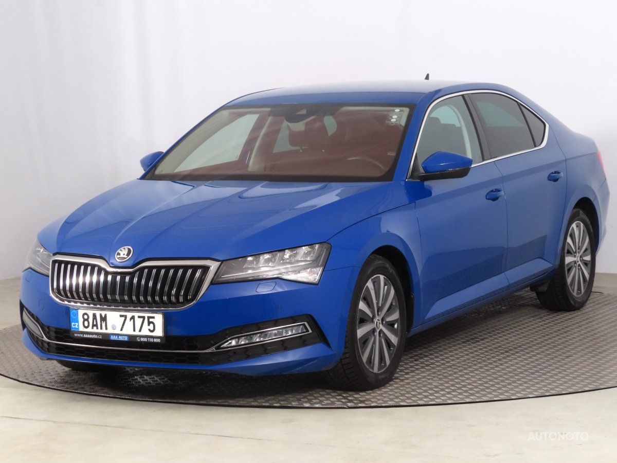 Škoda Superb, 2021 - pohled č. 3