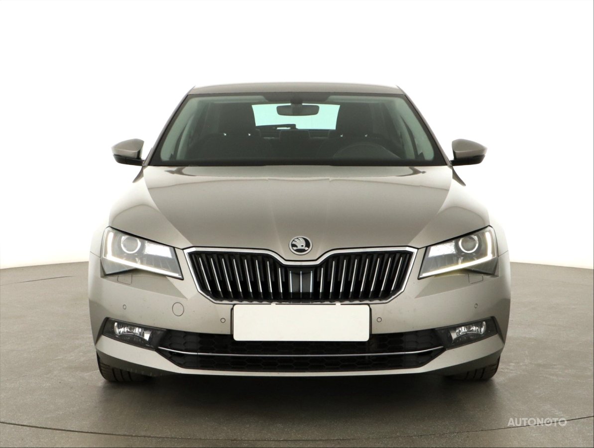 Škoda Superb, 2016 - pohled č. 2