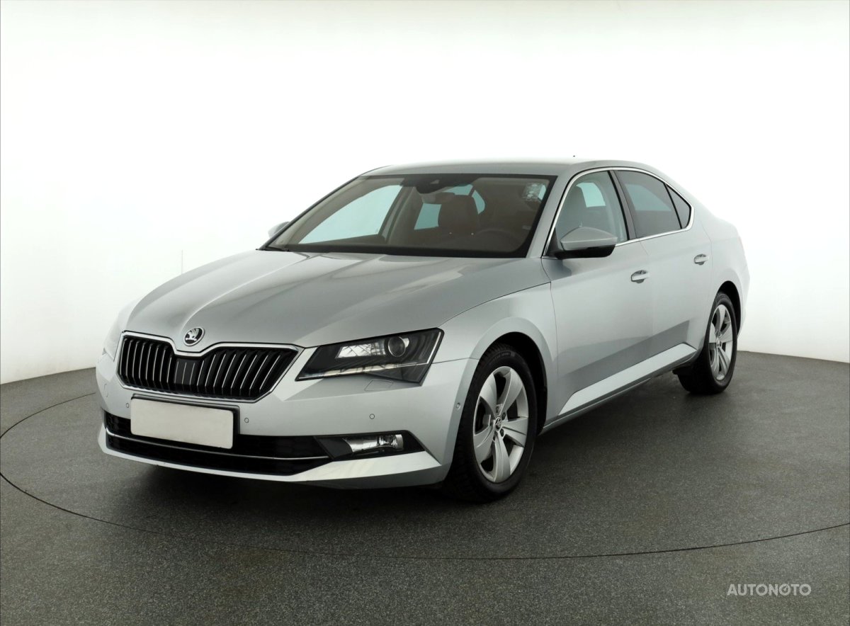 Škoda Superb, 2017 - pohled č. 3