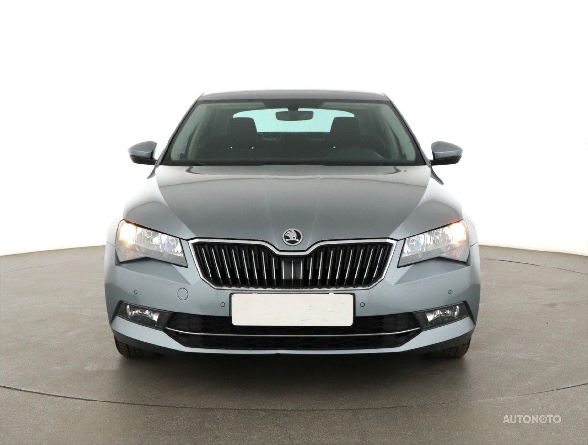 Škoda Superb, 2015 - pohled č. 2