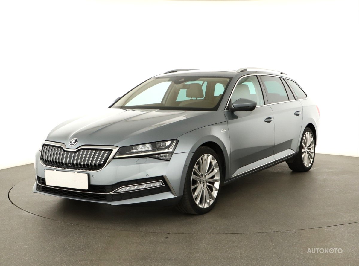 Škoda Superb, 2019 - pohled č. 3