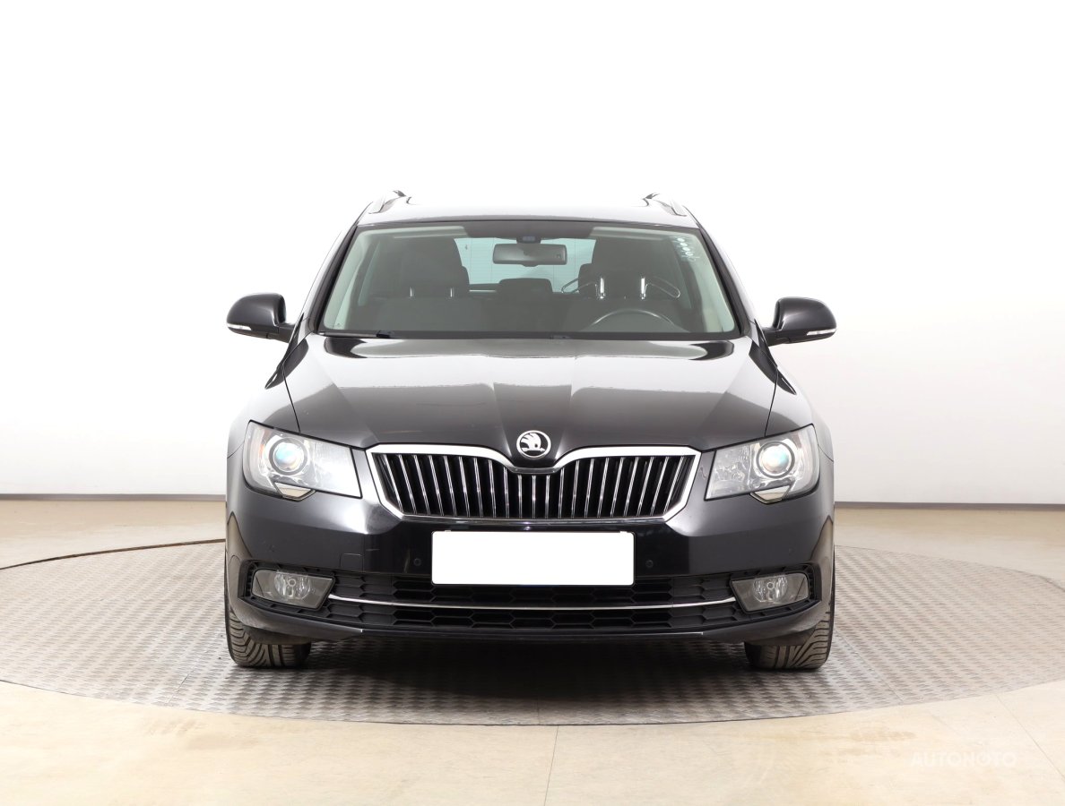 Škoda Superb, 2015 - pohled č. 2