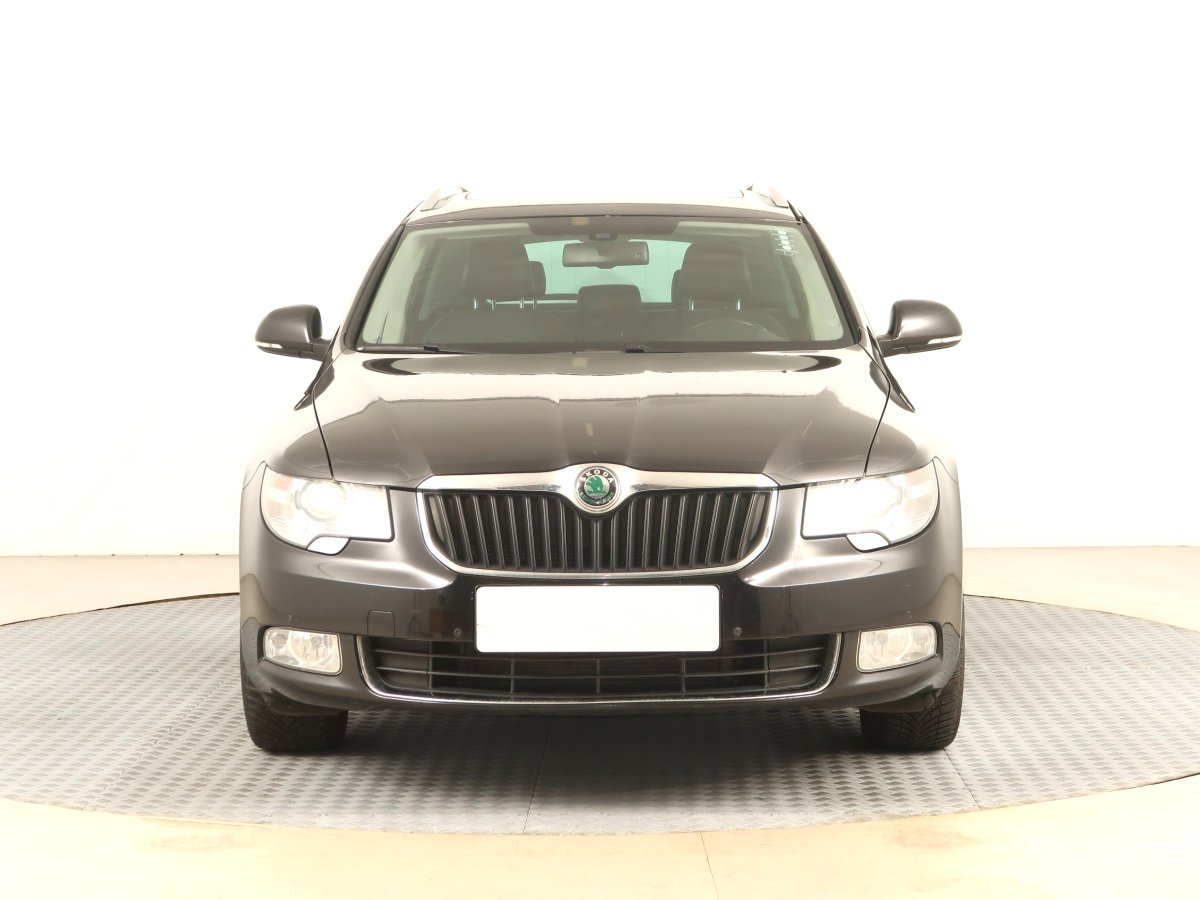 Škoda Superb, 2011 - pohled č. 2