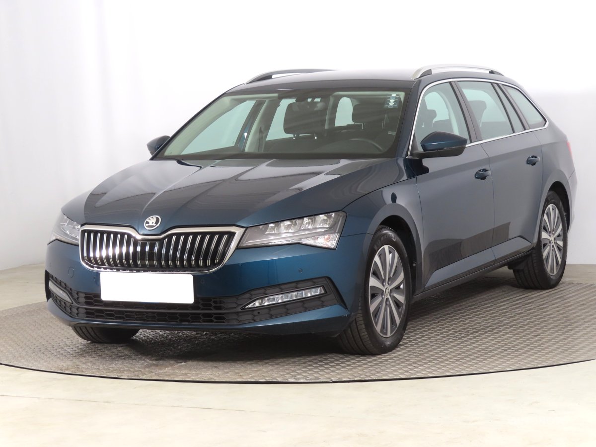 Škoda Superb, 2022 - pohled č. 3