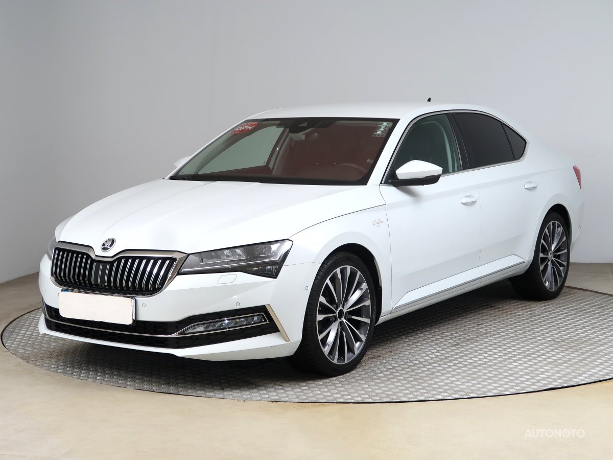 Škoda Superb, 2021 - pohled č. 3