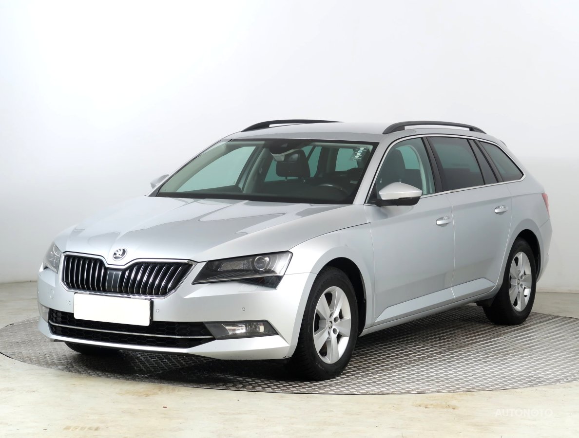 Škoda Superb, 2017 - pohled č. 3