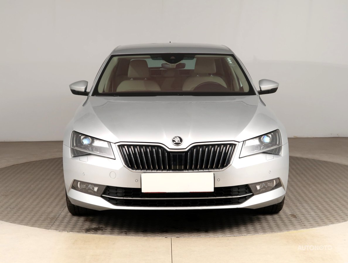 Škoda Superb, 2017 - pohled č. 2