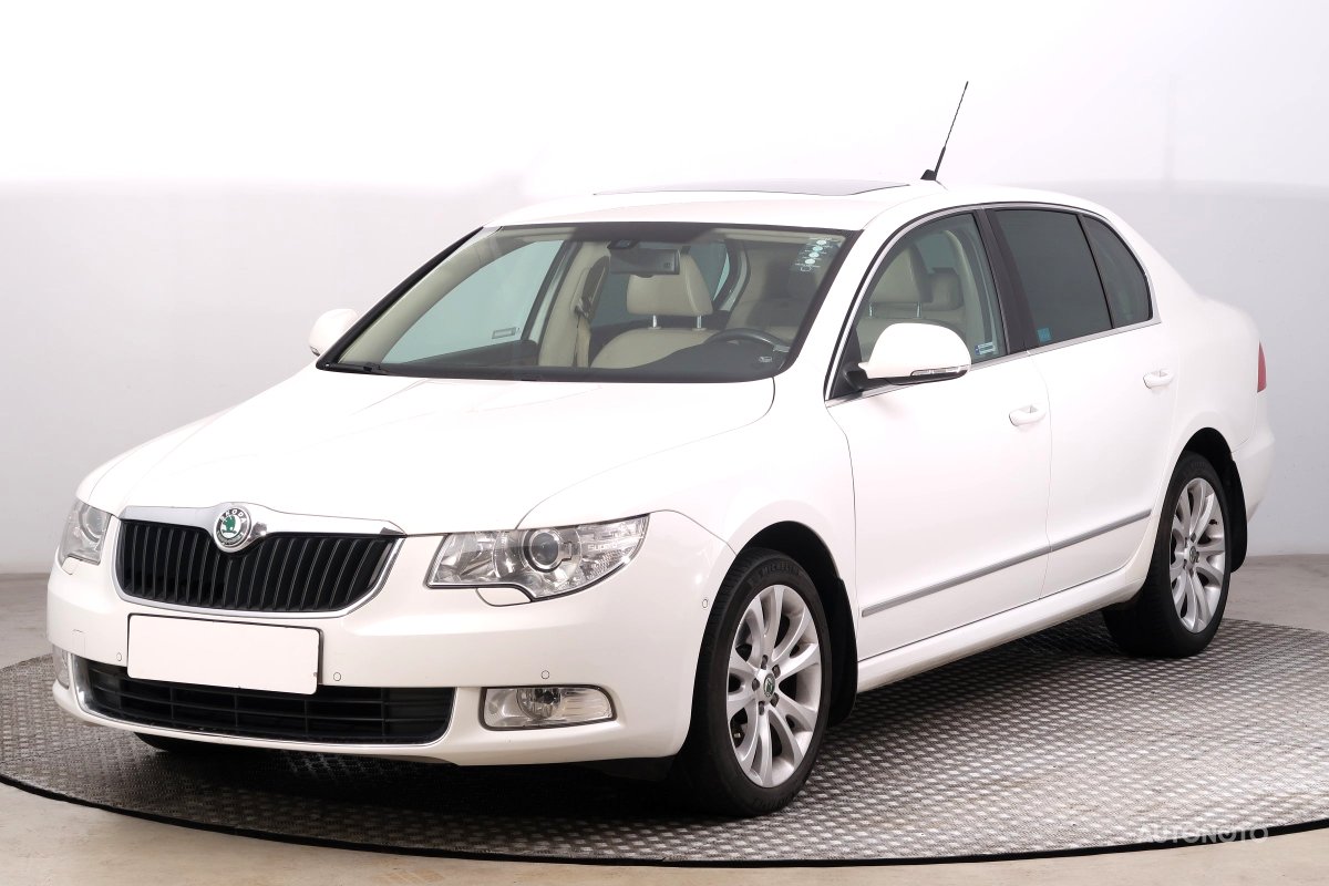 Škoda Superb, 2009 - pohled č. 3