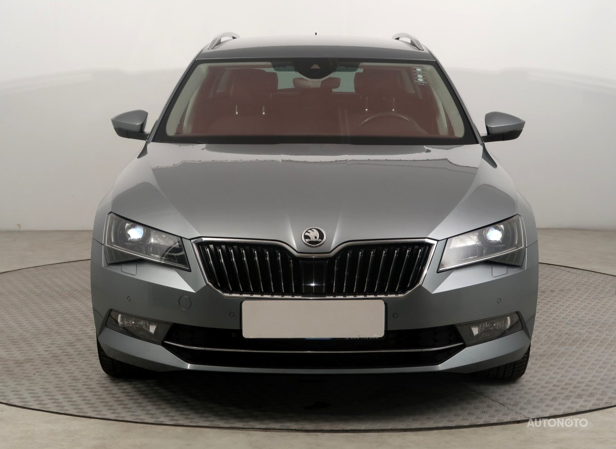 Škoda Superb, 2018 - pohled č. 2