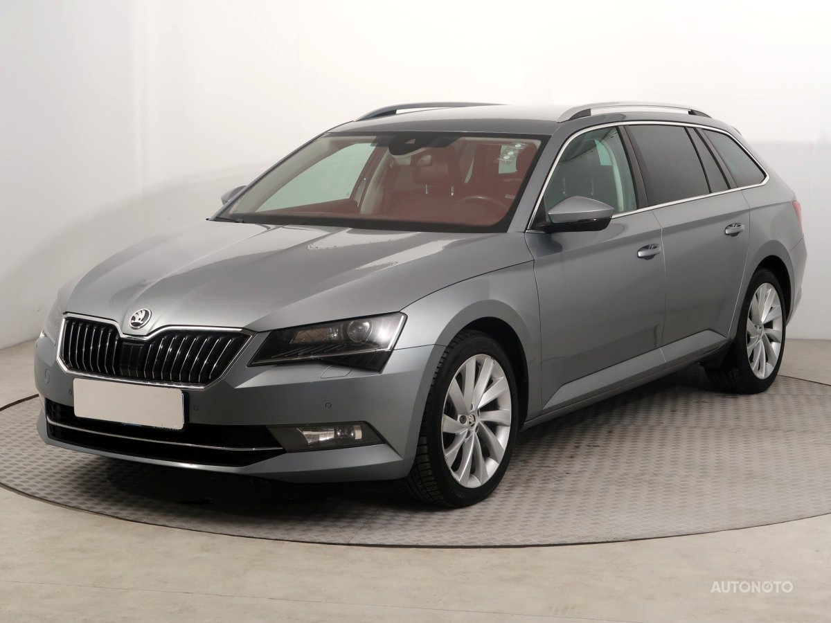 Škoda Superb, 2018 - pohled č. 3